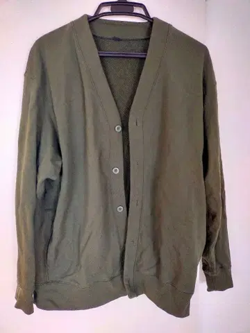 UNIQLO XL 올리브 가디건