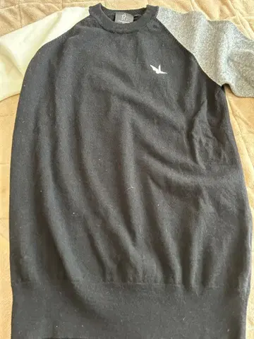 새상품급 우노피우 스웨터 S 사이즈