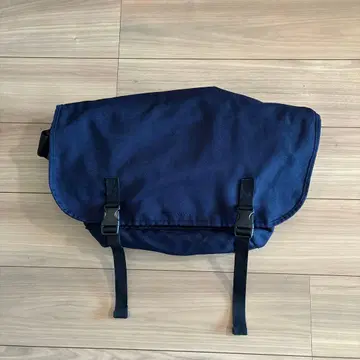 berutbaggage 메신저 백 네이비