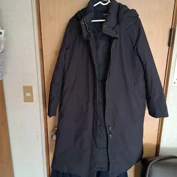 UNIQLO 블랙 다운 자켓 XL