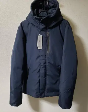 [ 새상품 미사용 ] ikka 발수 후디드 다운 자켓 650FP