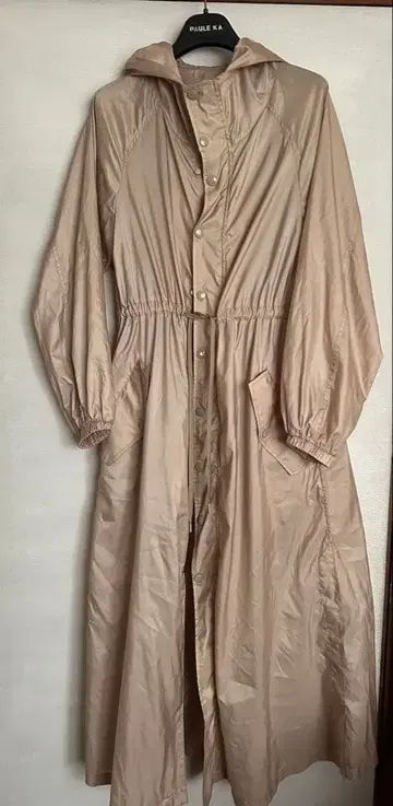 론 허먼 트렌치코트