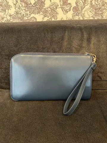 새상품급 [얼룩] 클러치백 남성용 천연 가죽 네이비 L 지퍼