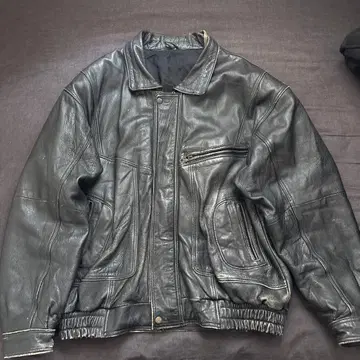 블랙 가죽 자켓
