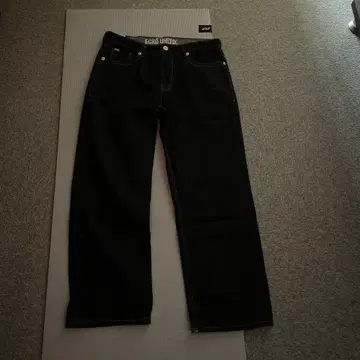 ECKO UNLTD. 다크 데님 청바지