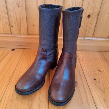 새상품급 ing 잉그 사이드 지퍼 부츠 미들 다크 브라운 23cm EE