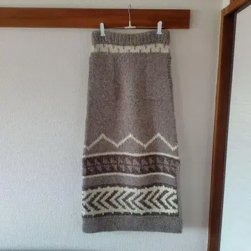 Kanata 울 롱 스커트