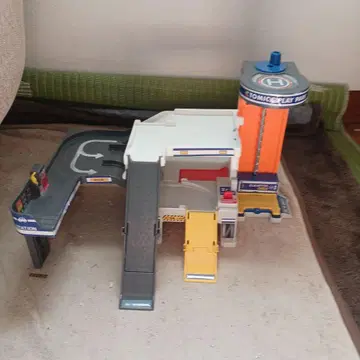 토미카 펼치고 놀자 정리 플레이파크