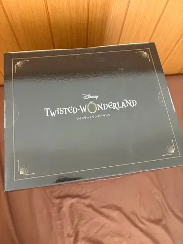 Disney Twisted Wonderland Azul 피규어