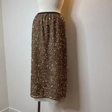 새상품 쉽스 SHIPS 골드 스팽글 타이트 롱 스커트