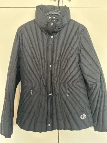 cby 블랙 다운 자켓 44 이탈리아제