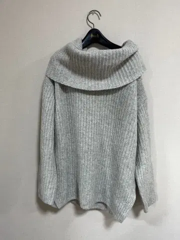 새상품급 프레임워크  니트 라이트 그레이