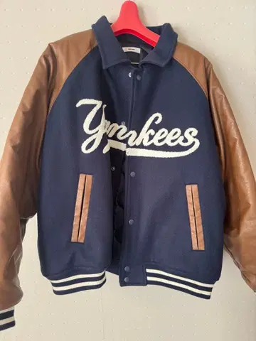 Perushu Yankees 바시티 자켓 네이비/브라운