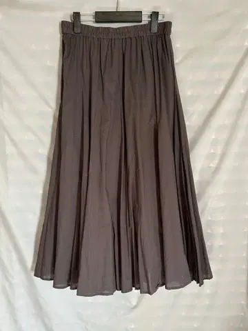 미즈이로 인 볼륨 플레어 스커트 브라운