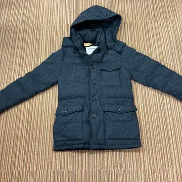 매킨토시 스톰 씰 다운 코트 새상품급