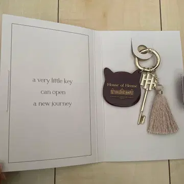 [ 미사용 새상품 ] House of Herme 고양이형 키링