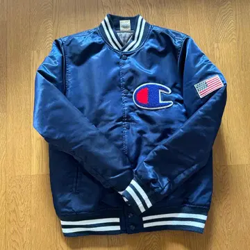 Champion 네이비 봄버 자켓