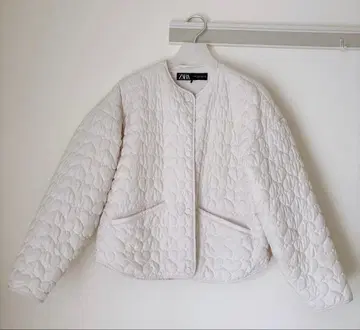 ZARA 화이트 하트 퀼팅 자켓