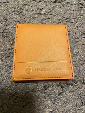 Sergio Tacchini 베이지 이단 접이식 지갑