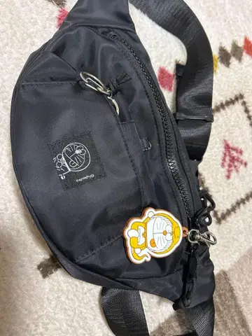 후지코 F 후지오 뮤지엄 도라에몽 웨스트 파우치