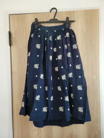 45R 자수 스커트 인디고