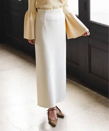 [새상품] NOBLE 컴포트 저지 라이크 컬러 타이트 스커트 38