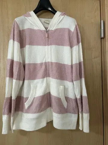 젤라또피케 후드 부착 룸웨어