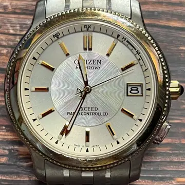 Citizen Exceed 에코 드라이브 전파 시계