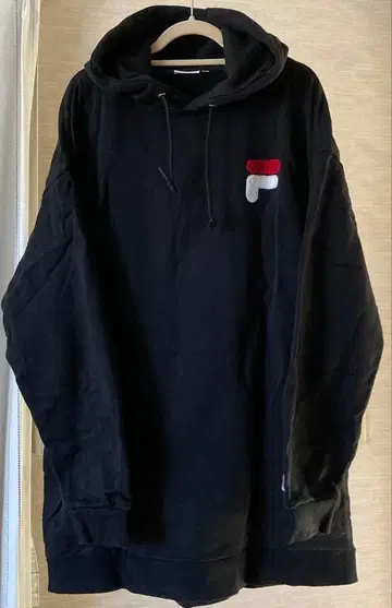 FILA 후드티