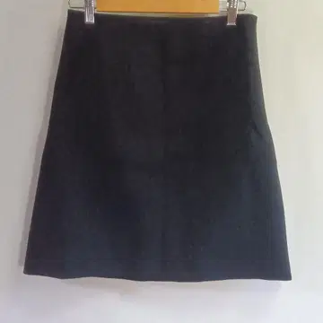 어도어 무릎 기장 스커트 블랙 38 타이트