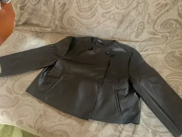 ZARA 페이크 가죽 자켓