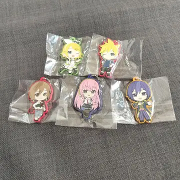 부서진 세계와 노래할 수 없는 미쿠 캡슐 러버 키체인 컬렉션 vol.3