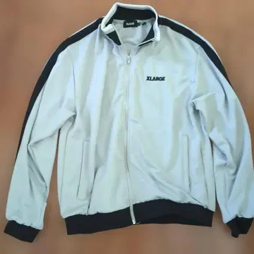 XLARGE 화이트 집업 자켓