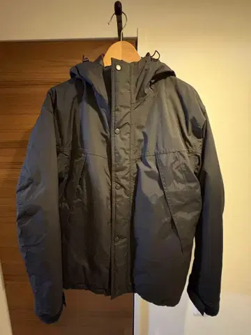 이지스 퓨전 다운 자켓 블랙 M 사이즈