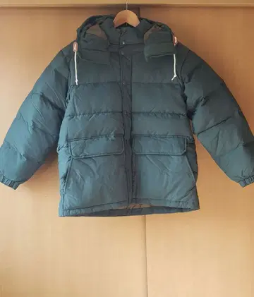 coen 다크 그린 다운 자켓 M 사이즈