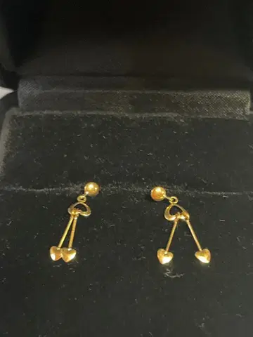 K18 하트형 참 포함 귀걸이