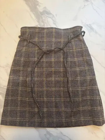 Lily Brown 체크 무늬 플레어 스커트 사이즈 0