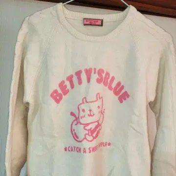 BETTY'S BLUE 에이미짱 벌 니트 스웨터 벌 당시 것