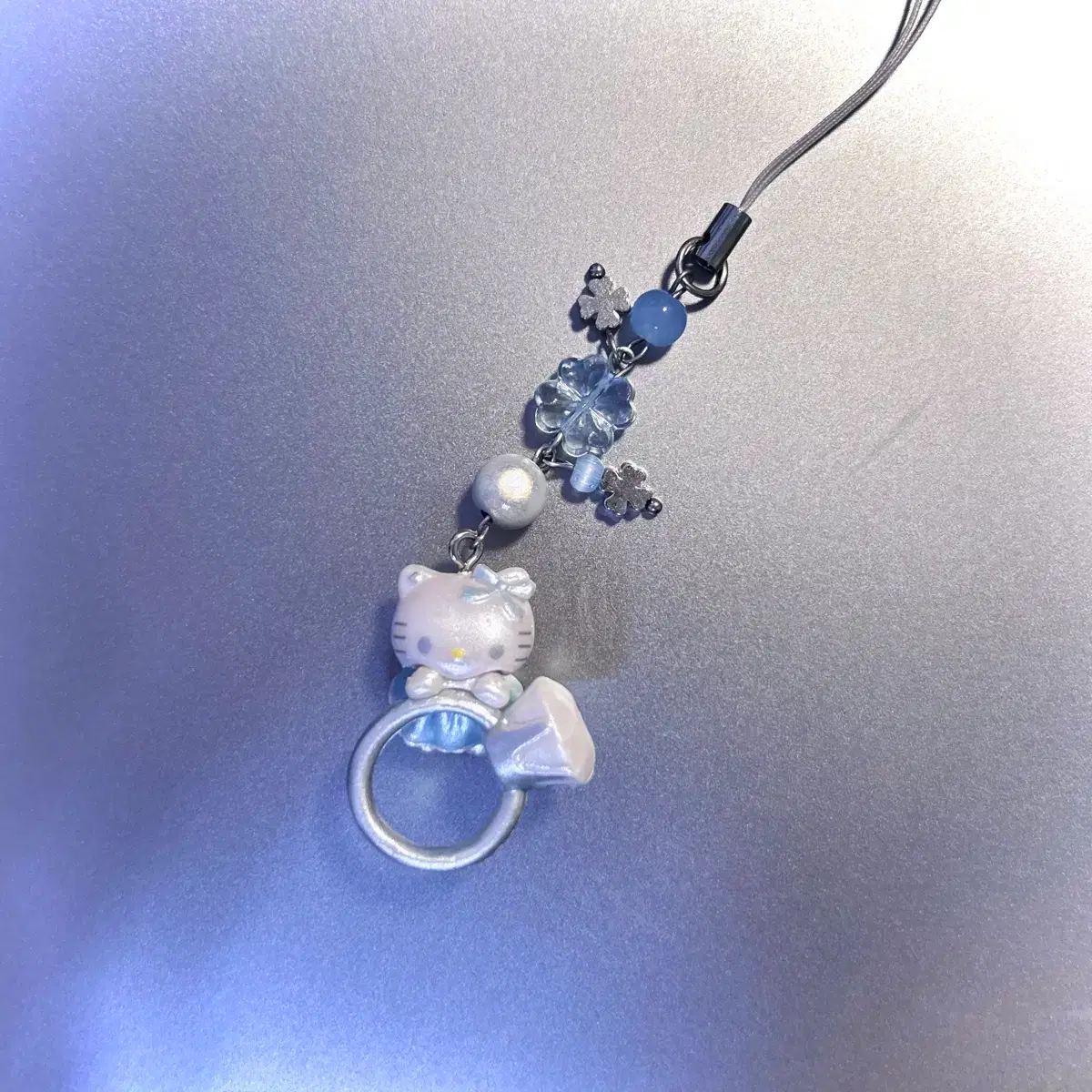 Winter Belle Kitty Bead Keyring