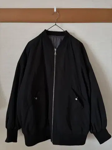 un dix cors 앤디콜 MA-1 블루종 블랙