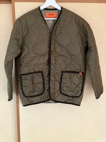 UNIVERSAL OVERALL 퀼팅 자켓