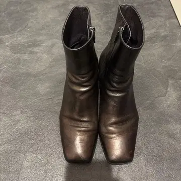 DIANA 천연 가죽 스퀘어 부츠 23.5 다이애나