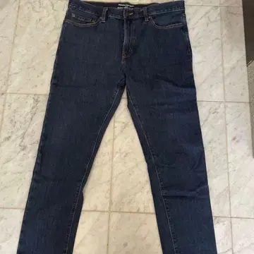 BANANA REPUBLIC JEAN 34x30
