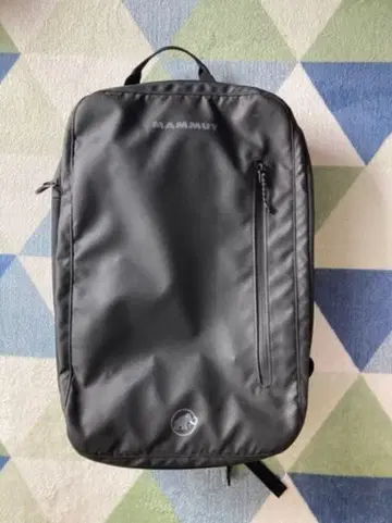 MAMMUT 슬림 백팩 블랙