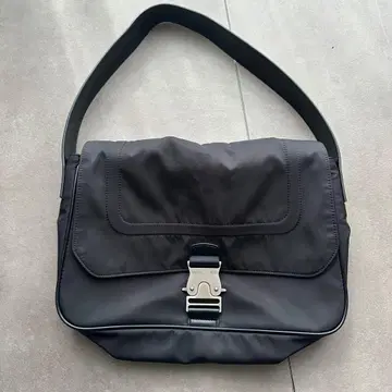 Matin Kim BUCKLE BAG IN BLACK
