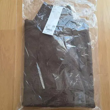 유니클로 UNIQLO U 그레이프 울 터틀넥 스웨터 (긴팔) + XL