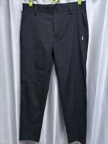 먼싱웨어 스트레치 팬츠 블랙