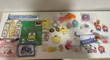 폼폼푸딩, 케로케로케로피, 키키라라, 턱시도샘 등 세트