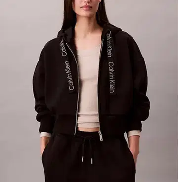 Calvin Klein 캘빈클라인 속기모 후드티
