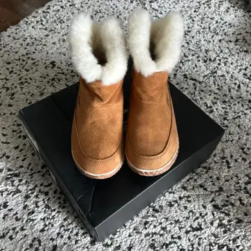 SOREL 퍼 숏부츠 카멜